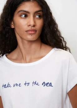 Marc O'Polo T-shirt With Floral Prints In A Loose Fit Made Of Lightweight Single Jersey -Schlichte Eleganz 4e11a5aabf0ebfbf37ea657885fbbb62 scaled