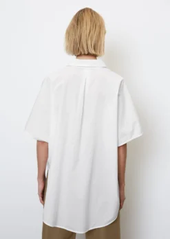 Marc O'Polo Wide Blouse In The Style Of A Cape In Paper Touch Poplin -Schlichte Eleganz 51b0dd74f6097d287446683350f79c81 scaled