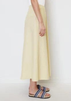 Marc O'Polo Flared Linen Skirt Made Of Summery Fabric -Schlichte Eleganz 524bbe66c63ad8dac0833b57880b206b scaled