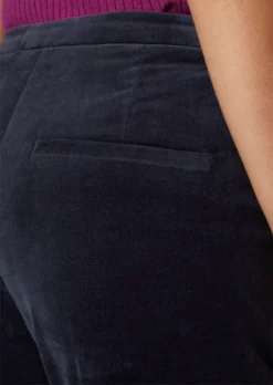 Marc O'Polo Velvet Trousers Straight With Tencel™ Lyocell -Schlichte Eleganz 54b2c005440af96be5a817e1ed0b1c72 scaled