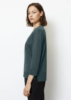 Marc O'Polo Luxury V-Neck T-Shirt Loose Made From Tencel™ Lyocell Cotton Mix -Schlichte Eleganz 55367d75c1a7da66cf097b9e0a1e70f3 scaled