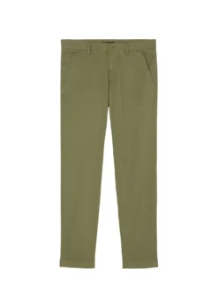 Marc O'Polo STIG Shaped Chinos In A Cotton Blend -Schlichte Eleganz 5585fab058999f216380f3473f38131c scaled