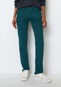Marc O'Polo Corduroy Trousers Model ALBY Straight From Organic Cotton Stretch -Schlichte Eleganz 5642751e3104bedc35add371bb8d8ea6 scaled