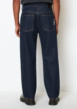 Marc O'Polo MO'P X CHEVIGNON Jeans Model RONNEBY Straight Made Of Recycled Cotton 11 Marc O'Polo MO'P X CHEVIGNON Jeans Model RONNEBY Straight Made Of Recycled Cotton -Schlichte Eleganz 57f8a23344046348627c01b53ee07afe scaled