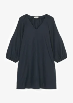 Marc O'Polo Short V-neck Linen Dress In An A-line Design 15 Marc O'Polo Short V-neck Linen Dress In An A-line Design -Schlichte Eleganz 5f2fec81092190a7ba6ad905bd07415f scaled