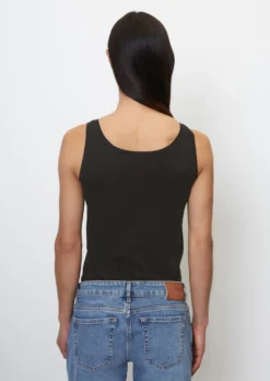 Marc O'Polo Sleeveless Top Made From Pure Organic Cotton -Schlichte Eleganz 5f37f672264b29f93bee945d5033118d scaled