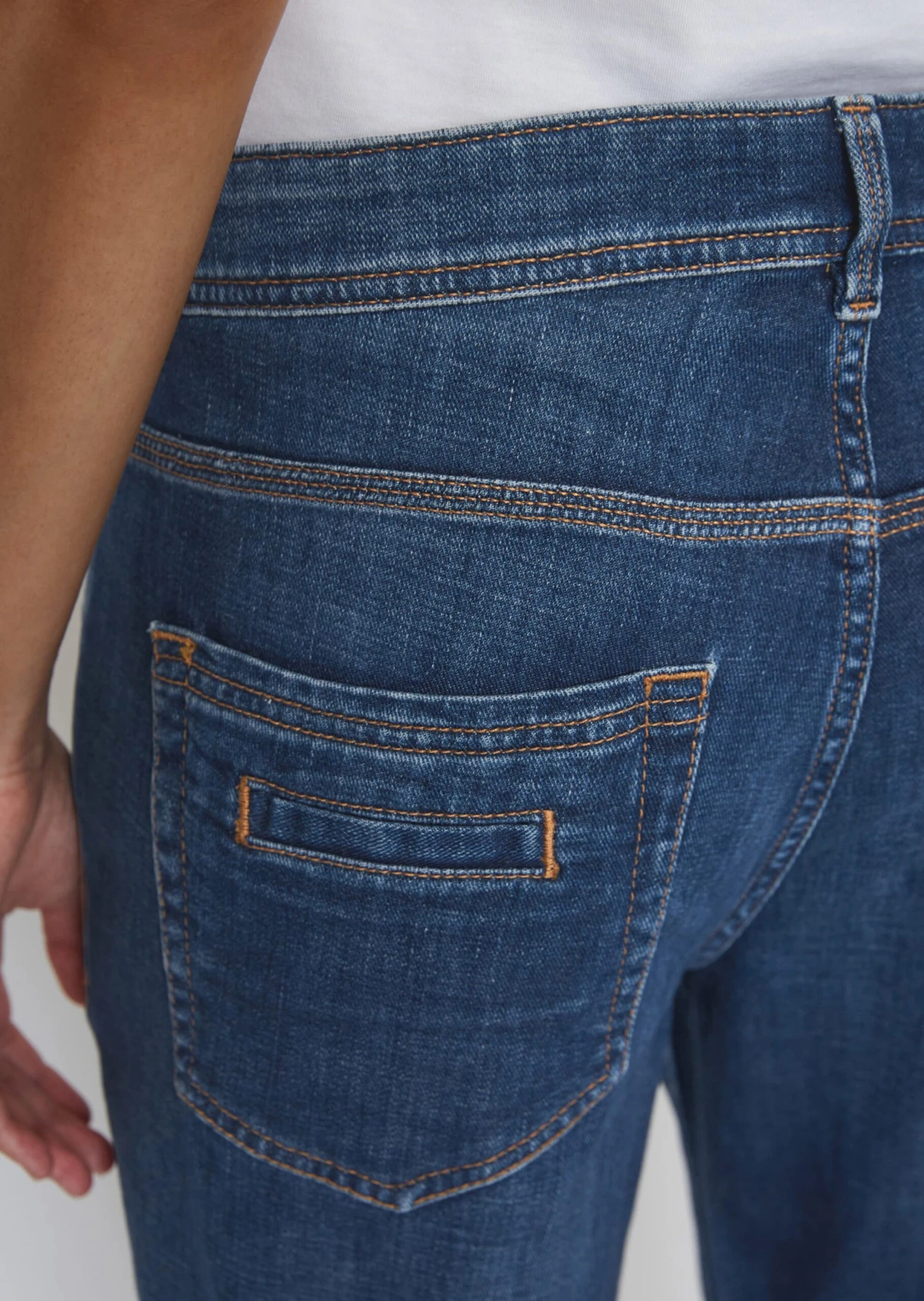 Marc O'Polo Jeans THEDA Boyfriend Mid Waist Model With Two Buttons At The Front 5 Marc O'Polo Jeans THEDA Boyfriend Mid Waist Model With Two Buttons At The Front – Bild 5