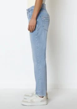 Marc O'Polo Jeans THEDA Boyfriend Model In Authentic Stretch Denim -Schlichte Eleganz 6119771b2b0ba4eb2b57321a22c17b89 scaled