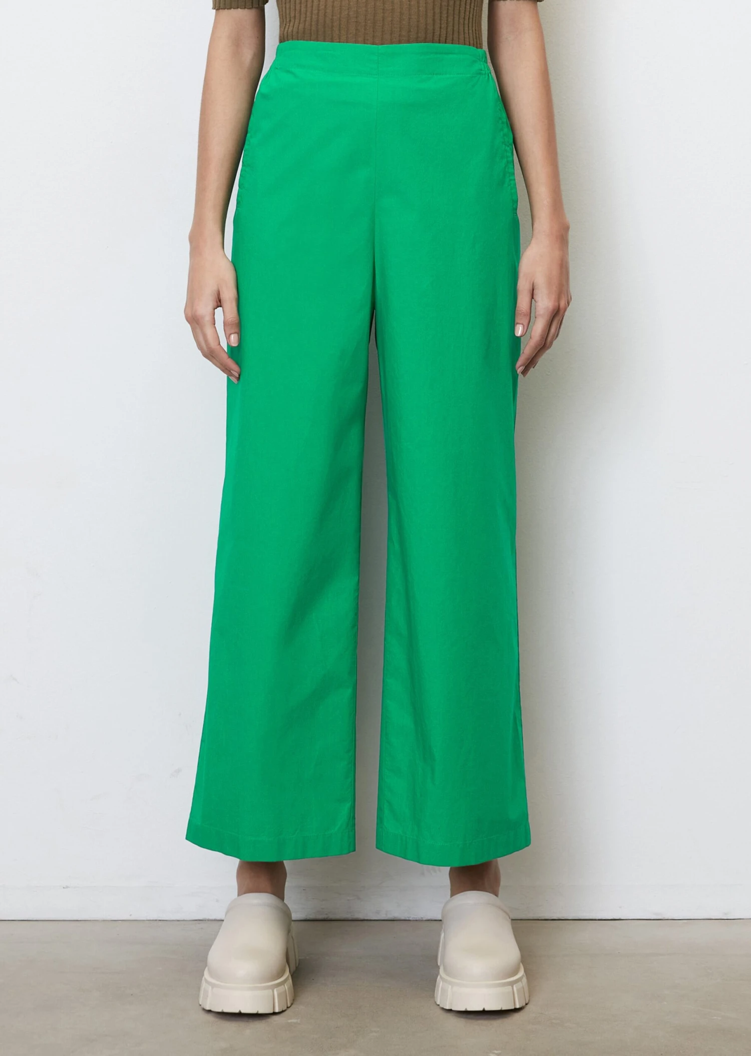 Marc O'Polo Lightweight Poplin Summer Trousers Made Of Pure Organic Cotton 4 Marc O'Polo Lightweight Poplin Summer Trousers Made Of Pure Organic Cotton – Bild 4