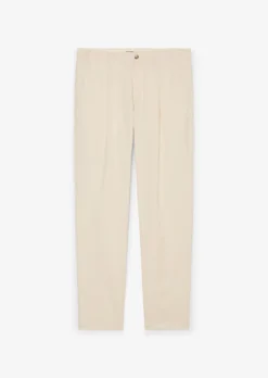 Marc O'Polo OSBY Pleats Chinos In A Tapered Fit Made Of Organic Cotton -Schlichte Eleganz 622817e97f93203ded96bf5875dc5307 scaled