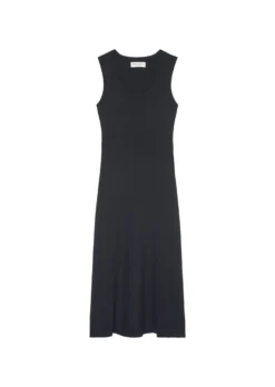 Marc O'Polo Sleeveless Fine Knit Dress In A Fitted Cut Made Of Organic Cotton -Schlichte Eleganz 65bb94a23c730592c4220af5ee738634 scaled
