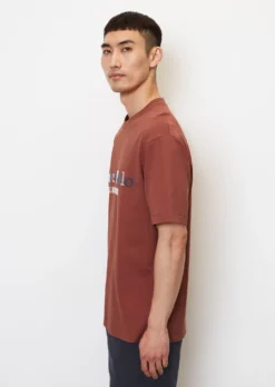 Marc O'Polo T-shirt Relaxed With Multi-coloured Logo Embroidery -Schlichte Eleganz 65dbcd92ad8b404abafdf72bf51d8294 scaled