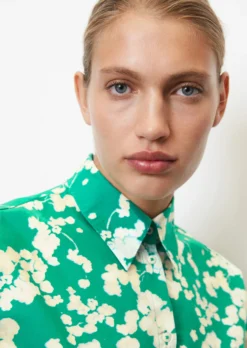 Marc O'Polo Blouse With Voluminous Sleeves In Paper Touch Poplin -Schlichte Eleganz 68cdbb6f26a8e1176e2933764fe9c21f scaled