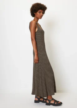 Marc O'Polo Sleeveless Jersey Dress With An All-over Print Made Of Stretchy Viscose Fabric 14 Marc O'Polo Sleeveless Jersey Dress With An All-over Print Made Of Stretchy Viscose Fabric -Schlichte Eleganz 6a55ad6af9fd5946d2ddb989c3d77f35 scaled
