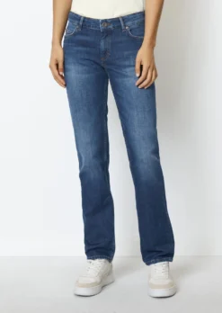 Marc O'Polo ALBY Straight Jeans With A Regular-rise Waist -Schlichte Eleganz 6e752990084ef210bc75ce9477e90724 scaled