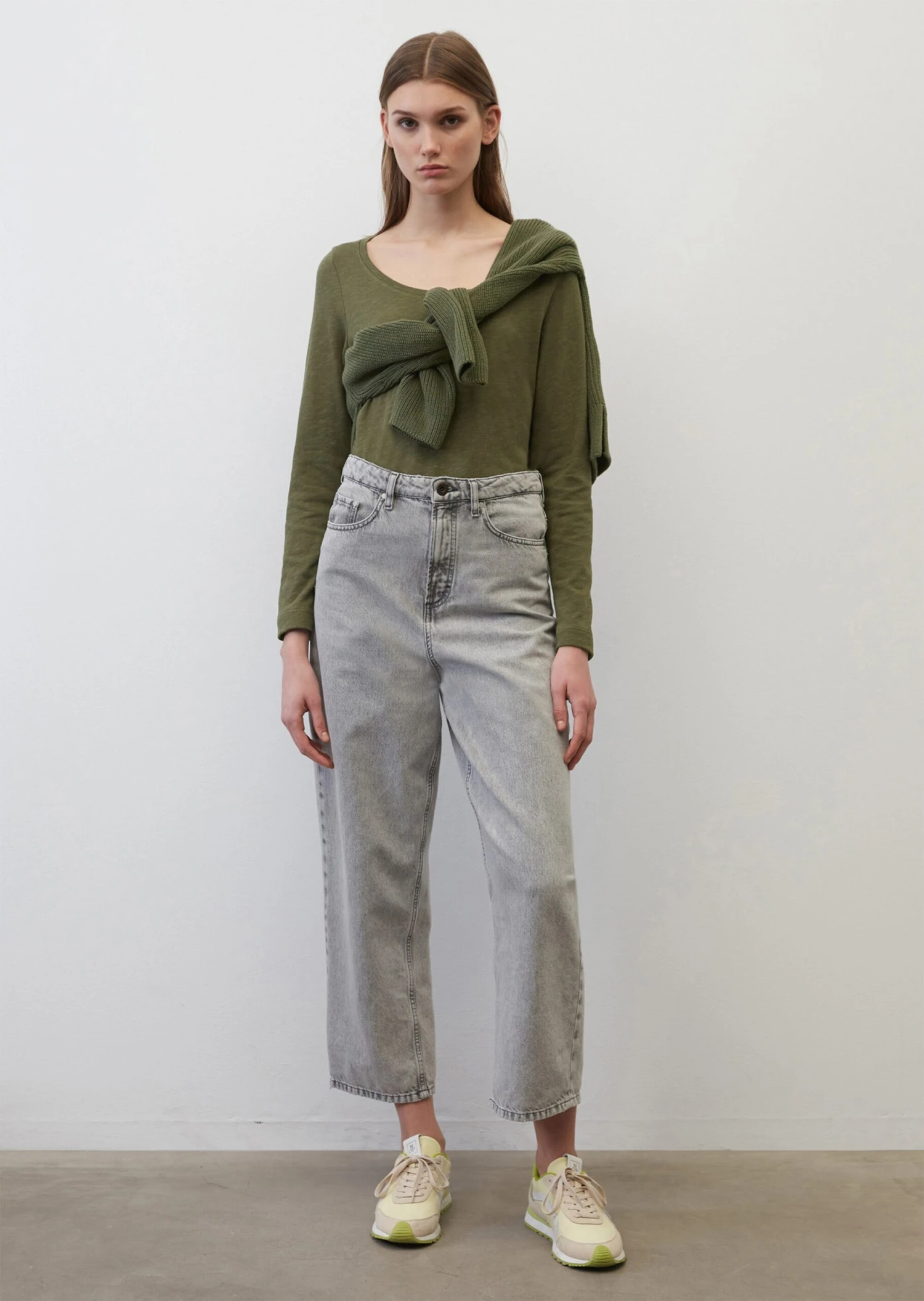 Marc O'Polo Heavy Slub Jersey Long Sleeve Top In A Loose Fit Made Of Organic Cotton 1 Marc O'Polo Heavy Slub Jersey Long Sleeve Top In A Loose Fit Made Of Organic Cotton