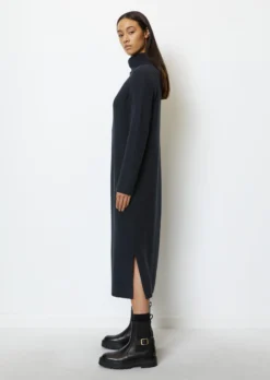 Marc O'Polo DfC Turtleneck Knit Dress Loose Made Of Organic Cotton Yarn -Schlichte Eleganz 715d9081f09ce72d449137c347e31a0f scaled