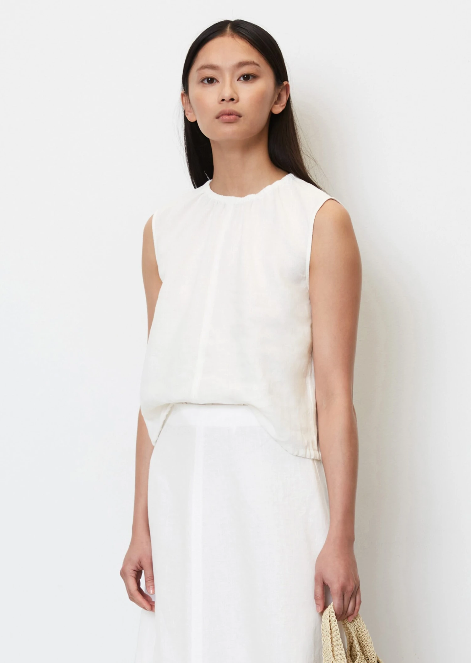 Marc O'Polo Sleeveless Linen Blouse Top With Drawstring At The Hem 4 Marc O'Polo Sleeveless Linen Blouse Top With Drawstring At The Hem – Bild 4