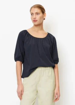 Marc O'Polo Feminine T-shirt In A Loose Fit Made Of Flowing Modal Blend Jersey -Schlichte Eleganz 75f322fdc78a167ca06d8164f99f31c6 scaled