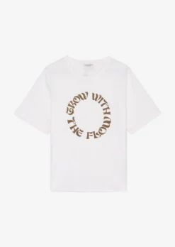 Marc O'Polo Garden Of Sweden T-shirt In A Regular Fit Made Of Organic Cotton Single Jersey -Schlichte Eleganz 75f6c631048d49cd2050b9b0eb2d92bf scaled