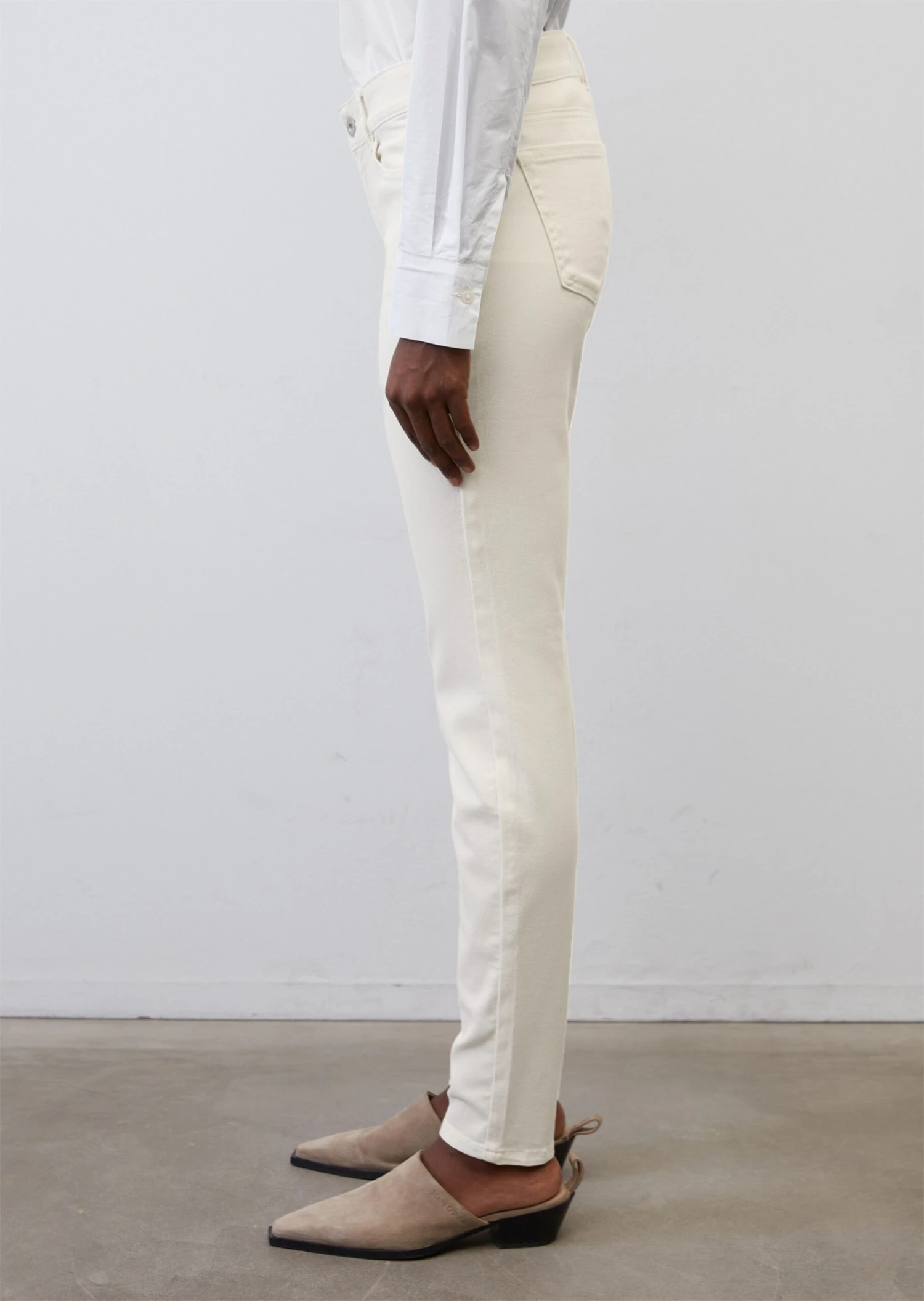 Marc O'Polo ALBY Slim Trousers Made Of A Brushed Organic Cotton Blend 6 Marc O'Polo ALBY Slim Trousers Made Of A Brushed Organic Cotton Blend – Bild 6