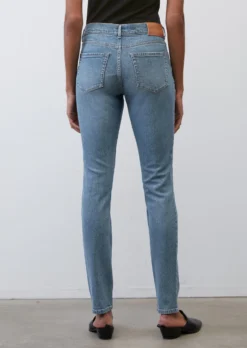 Marc O'Polo SKARA High-waisted Skinny Jeans In A Stretchy Organic Cotton Blend -Schlichte Eleganz 7bf0954e86a033fa8b999fd0b9a674c6 scaled