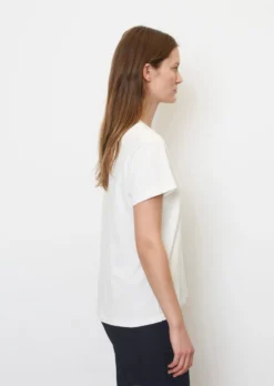 Marc O'Polo Loose Basic T-shirt Made Of Organic Cotton -Schlichte Eleganz 7cbb732fa37ea426d1f90a4cae76c077 scaled