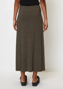 Marc O'Polo A-line Jersey Skirt In A Stretchy Viscose Blend -Schlichte Eleganz 7d348131642bdf967451b9429b05d419 scaled