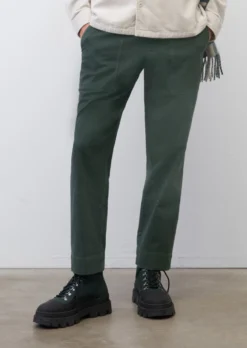 Marc O'Polo BELSBO WORKER Relaxed Chinos Made From Pure Organic Cotton 12 Marc O'Polo BELSBO WORKER Relaxed Chinos Made From Pure Organic Cotton -Schlichte Eleganz 7e5652c4fb16000a1cc7bafb68c33db6 scaled
