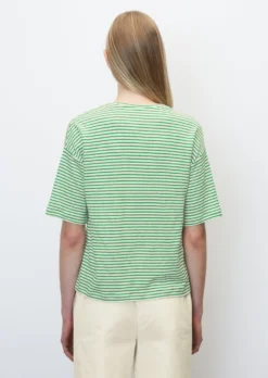 Marc O'Polo Striped V-neck T-shirt Made From Pure Linen Jersey -Schlichte Eleganz 7ec0f96ca304a3f291ebe1b8587c3cf7 scaled
