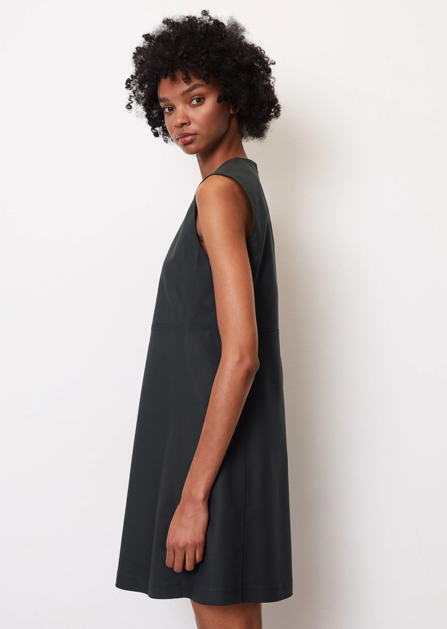 Marc O'Polo Short Shift Dress In An A-line Design In A Blend Of Organic Cotton And Stretch Viscose 6 Marc O'Polo Short Shift Dress In An A-line Design In A Blend Of Organic Cotton And Stretch Viscose – Bild 6