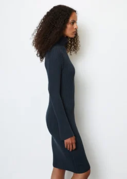 Marc O'Polo MO'P X CHEVIGNON Knitted Dress Slim Made Of Organic Cotton -Schlichte Eleganz 82d6e39601fa01f2696be296c652da2f scaled