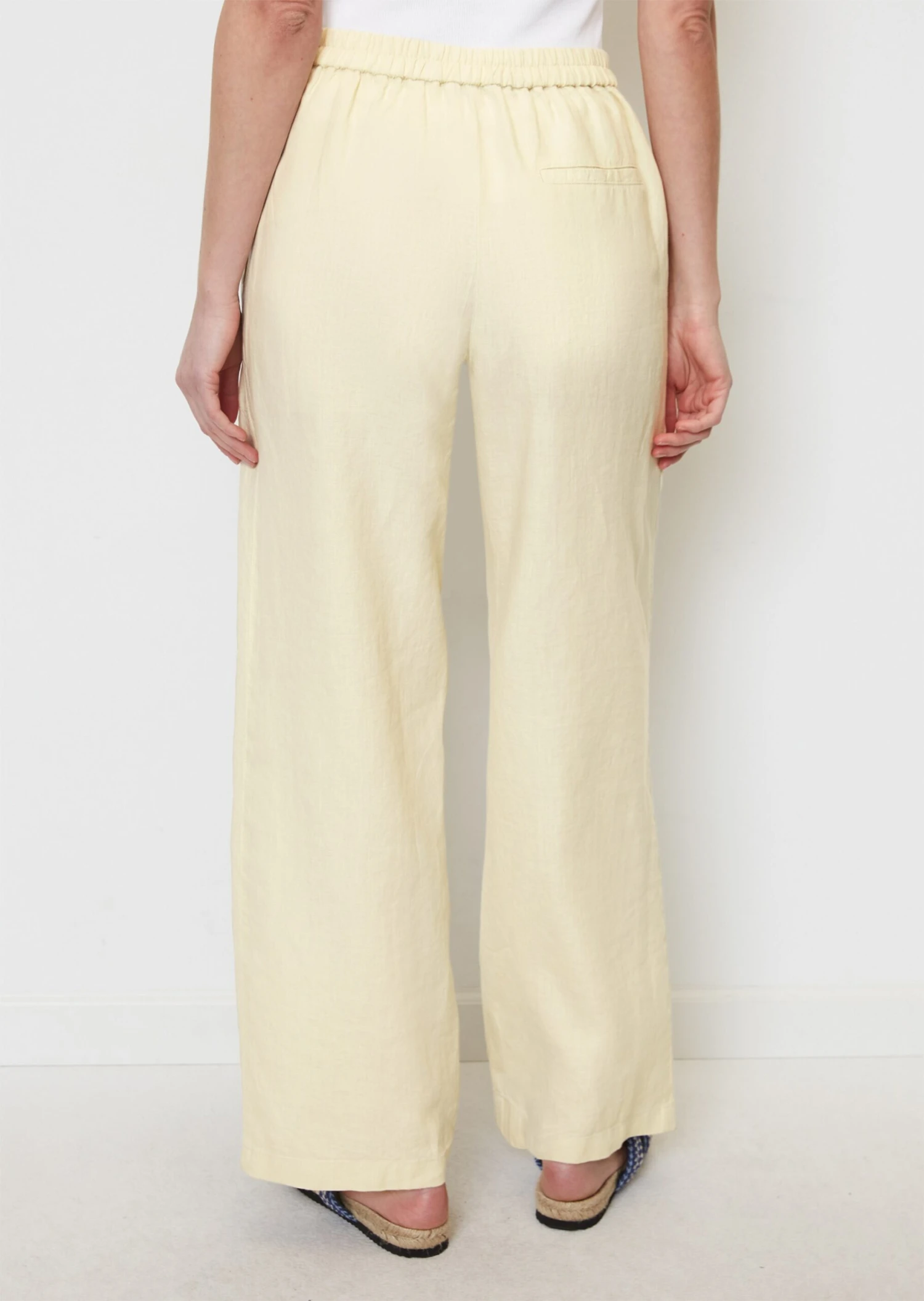 Marc O'Polo Wide Linen Trousers With A Partially Elasticated Waistband 3 Marc O'Polo Wide Linen Trousers With A Partially Elasticated Waistband – Bild 3