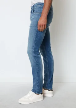 Marc O'Polo SJÖBO Slim Fit Jeans With A Casual Crosshatch Denim Texture -Schlichte Eleganz 86135d8cf68e3c38a9b5e76999319fb3 scaled