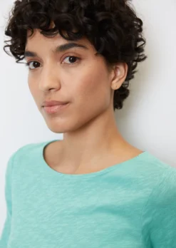 Marc O'Polo Bateau Neck T-shirt, Regular Fit Made From Organic Cotton 13 Marc O'Polo Bateau Neck T-shirt, Regular Fit Made From Organic Cotton -Schlichte Eleganz 8e6078abc4a45cf3ea1e358ef37c9b04 scaled