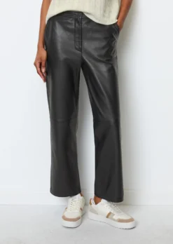 Marc O'Polo Leather Pants Regular Made Of Soft Lamb Nappa Leather -Schlichte Eleganz 90af37a79af995ac5943f399cedf96ea scaled