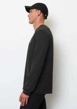 Marc O'Polo Logo Longsleeve Regular Made Of High-quality Organic Cotton -Schlichte Eleganz 9375435fa952f540f804dd4b1f39f704 scaled