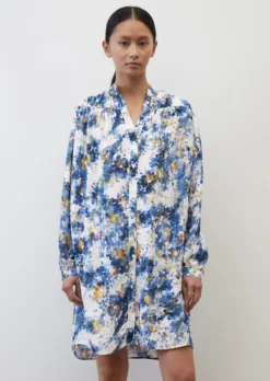 Marc O'Polo Knee-length Printed Dress In A Relaxed Fit In A Cupro/viscose Blend -Schlichte Eleganz 98da51c55415e296fb46084712cbbb2c scaled
