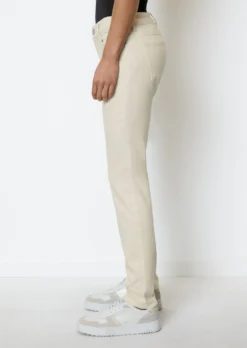 Marc O'Polo ALBY Slim Fit Jeans From Organic Cotton Stretch -Schlichte Eleganz 9a9a10bb29af0a05852af9fca37ce04e scaled