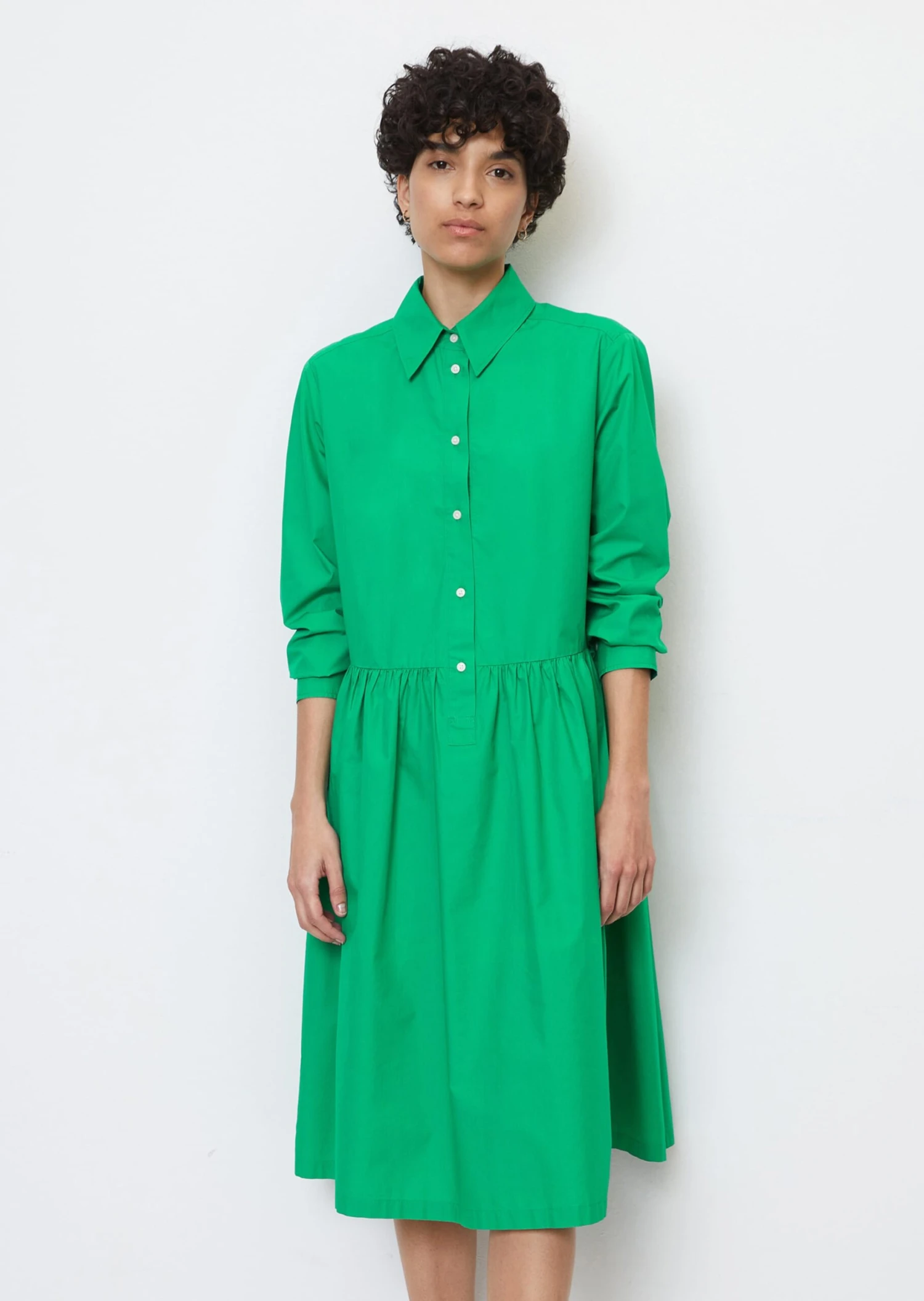 Marc O'Polo Blouse Dress With A Gathered Skirt Made From A Lightweight Organic Cotton/lyocell Blend 4 Marc O'Polo Blouse Dress With A Gathered Skirt Made From A Lightweight Organic Cotton/lyocell Blend – Bild 4