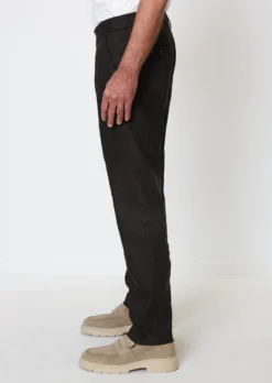 Marc O'Polo OSBY Jogger Pleats Linen Trousers With An Elasticated Waistband -Schlichte Eleganz 9c7fe5d349c2677bf63421ae6b1e5cc6 scaled
