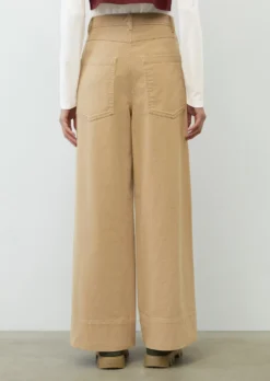Marc O'Polo High-waisted Baggy Trousers Made Of Soft Twill Fabric -Schlichte Eleganz 9ec1217b488505f0f882c406a79ca97c scaled