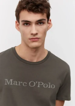 Marc O'Polo Logo T-shirt In A Regular Fit Made Of Pure Organic Cotton -Schlichte Eleganz a10577f2709c853e13f6c53b276fc914 scaled