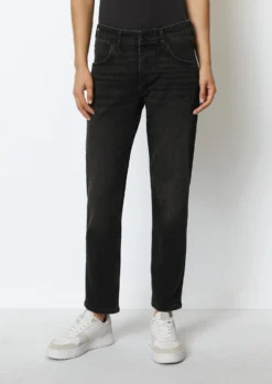 Marc O'Polo Boyfriend Jeans Model THEDA Cropped Made From Organic Cotton-Lyocell-Stretch -Schlichte Eleganz a1b9bacd94408562f8ef2103584e05d5 scaled