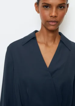 Marc O'Polo Short Dress In Wrap Look With Elastic Skirt Seam -Schlichte Eleganz a2852a4d9cb08dfc5c0e4eddde9475ea scaled