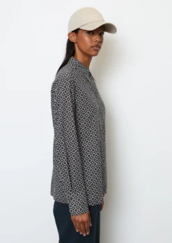 Marc O'Polo Long-sleeved Blouse With All-over Print Regular In Voile Fabric With A Silky Touch -Schlichte Eleganz a48c56c336c71a969b1027daf455f612 scaled