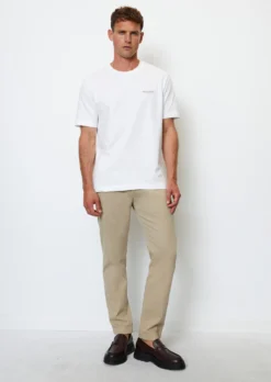 Marc O'Polo T-shirt With A Back Print In A Regular Fit Made Of Organic Cotton -Schlichte Eleganz a49ab421c8512bda33b7dea5b4a1a6dc scaled