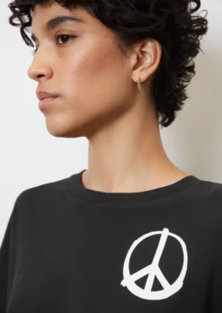 Marc O'Polo Peace T-shirt In A Loose Fit Made Of Organic Cotton -Schlichte Eleganz a53020ede9eafd4ec770a50e9e6134f9 scaled