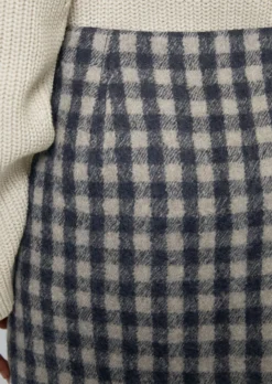 Marc O'Polo Plaid Mini Skirt Regular Made From Pure New Wool -Schlichte Eleganz a691b878e0d5ff4dcc7c40d407ca8880 scaled