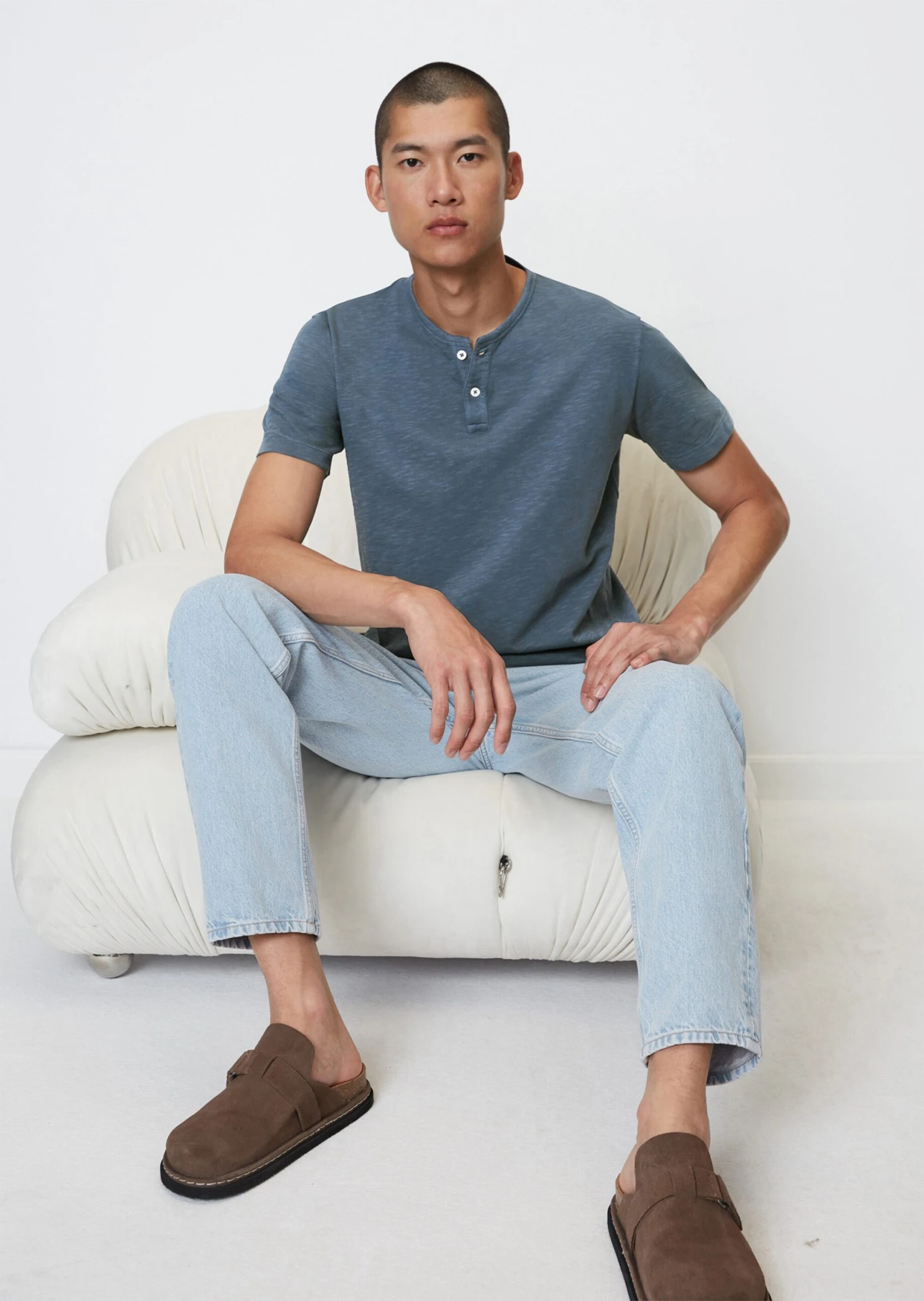 Marc O'Polo Henley T-shirt Shaped In Soft Slub Jersey Fabric 1 Marc O'Polo Henley T-shirt Shaped In Soft Slub Jersey Fabric